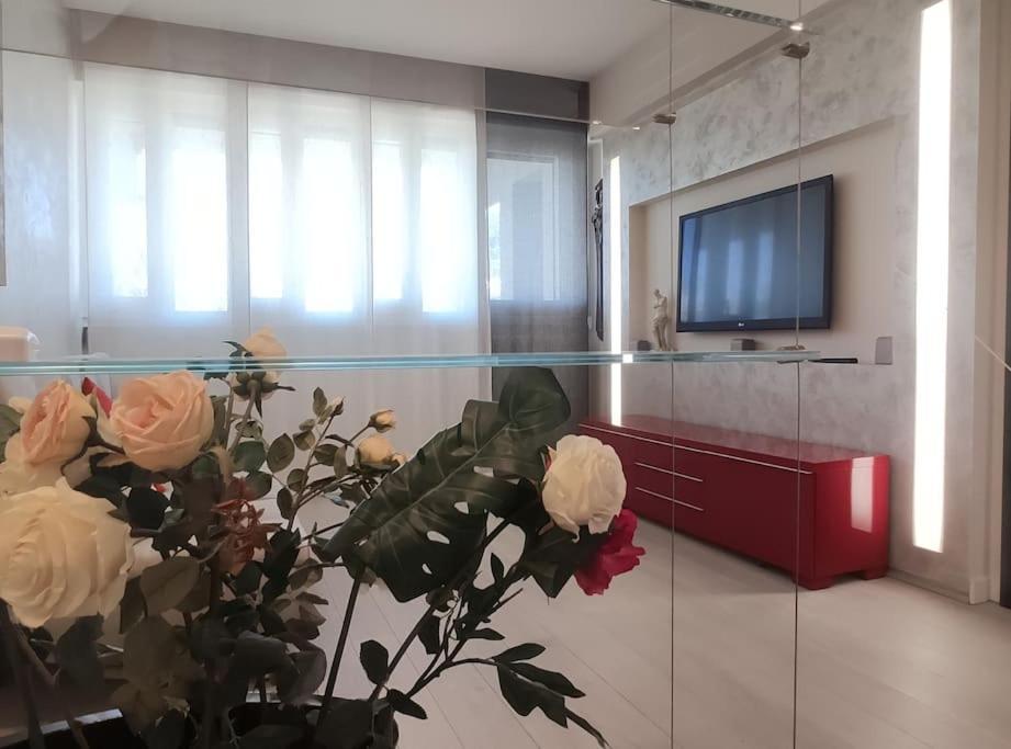 Appartamento Incantevole Con Parcheggio Gratuito Florença Exterior foto
