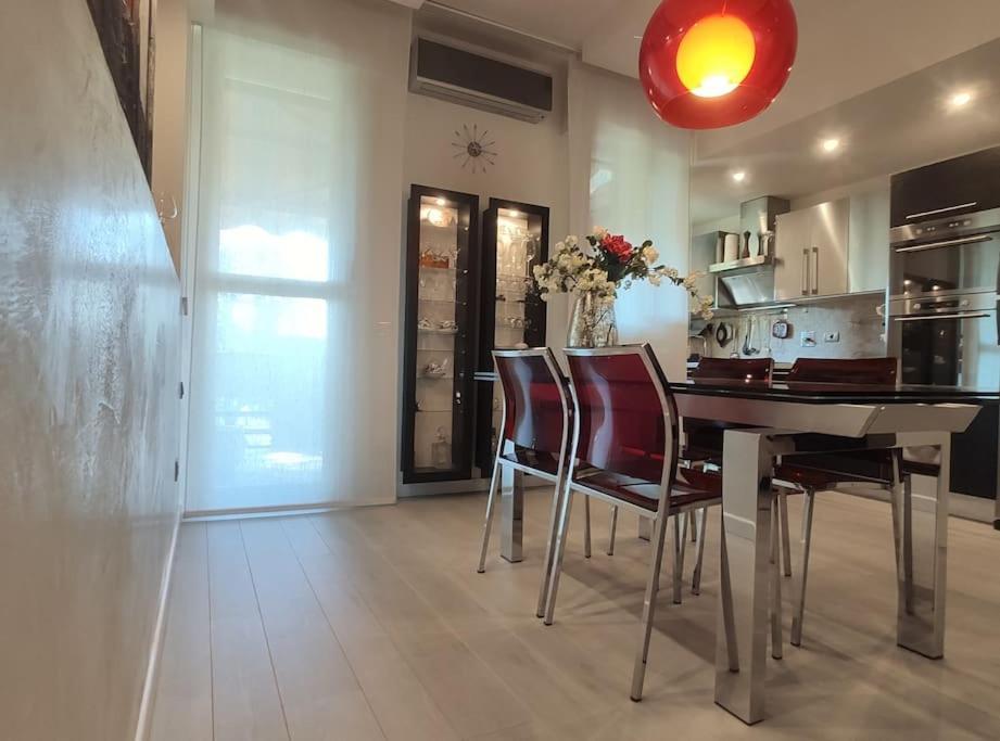 Appartamento Incantevole Con Parcheggio Gratuito Florença Exterior foto